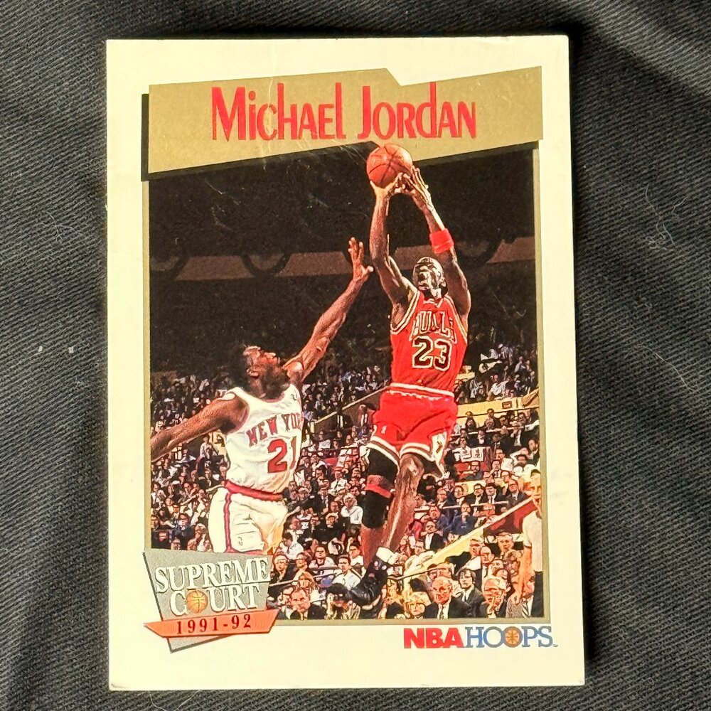 1991-92 NBA Hoops Supreme Court Michael Jordan #455 trading card
